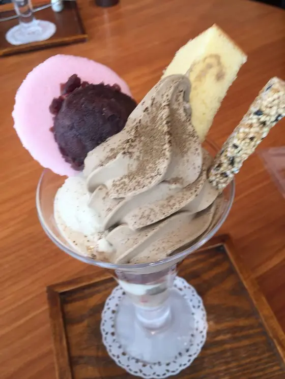 ほうじ茶パフェ