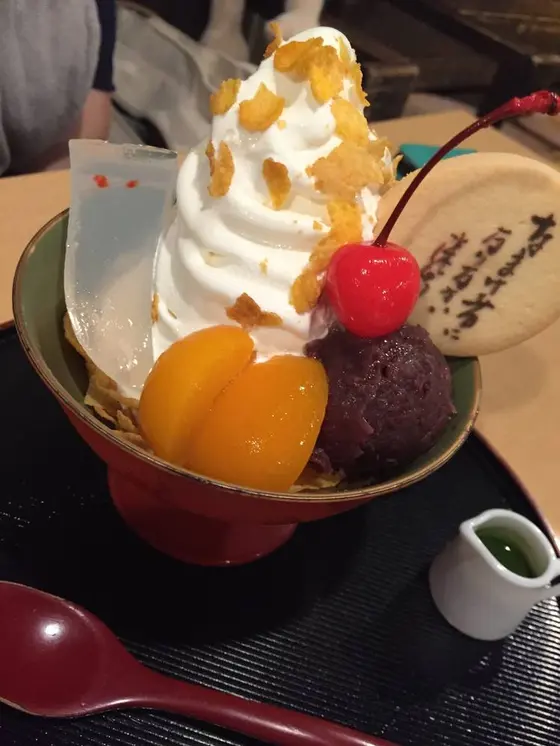 あんみつには一反もめん
