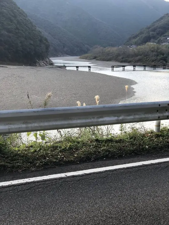 岩間沈下橋