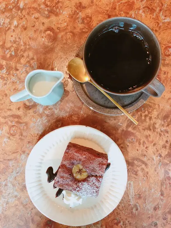 美味しいケーキとどうぞ。