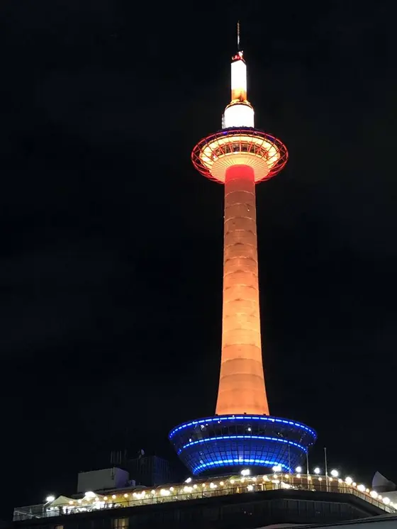 オレンジのライトアップ