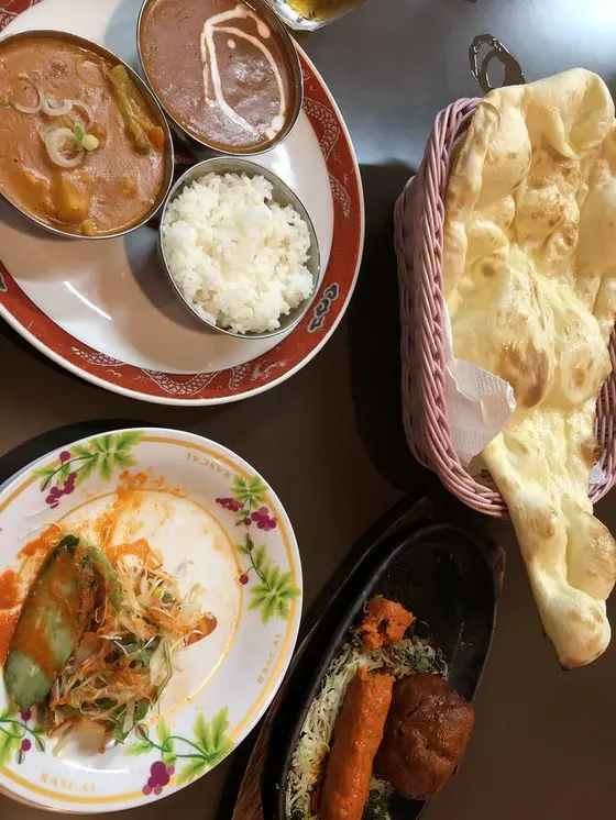 スーリヤ 食事