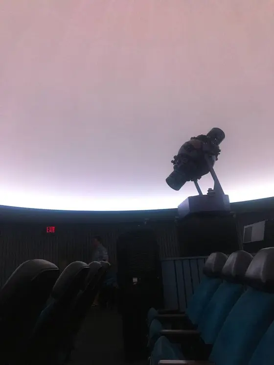 プラネタリウムがついています