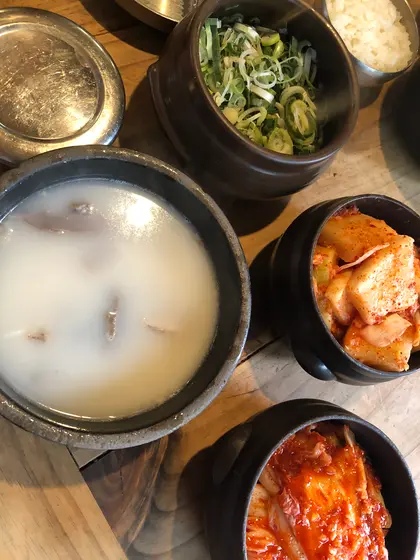 定番ソルロンタン。美味しっ