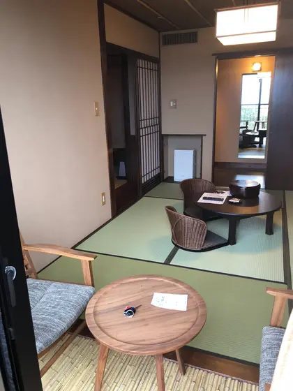 居間