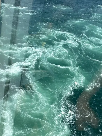 所々に渦潮🌊