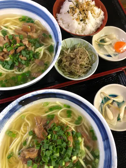 八重山そばと定食