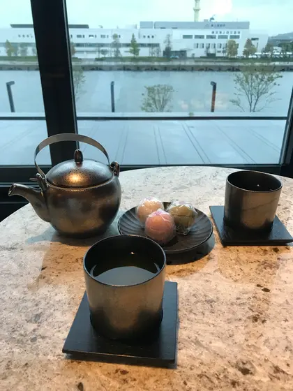 お茶菓子！