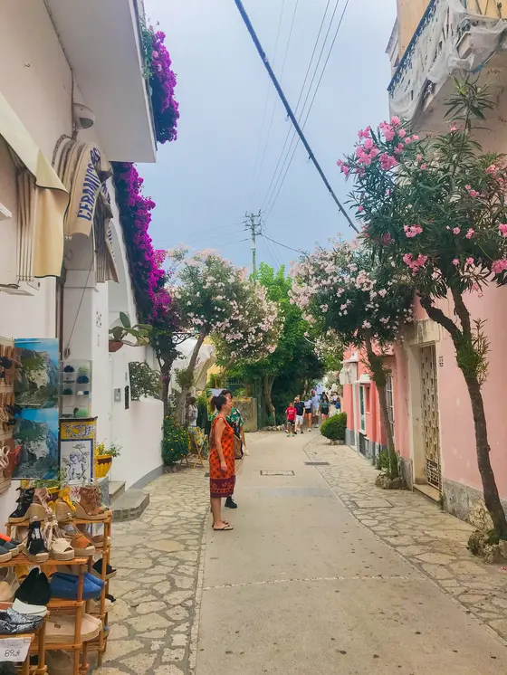 アナカプリのカラフルな街並み🎨