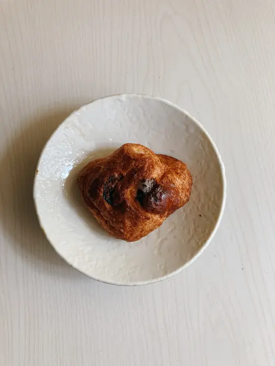 ブルーチーズトナッツノパイ（¥190）