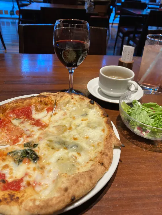 ピザランチ🍕
