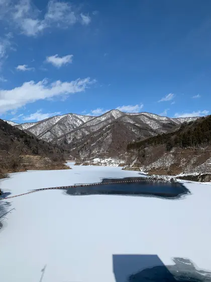 四万川ダムから