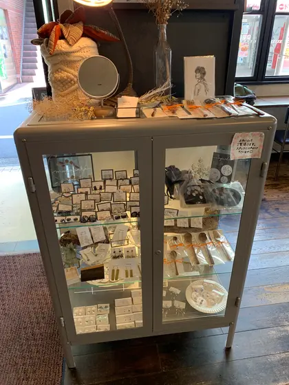 アクセサリー販売
