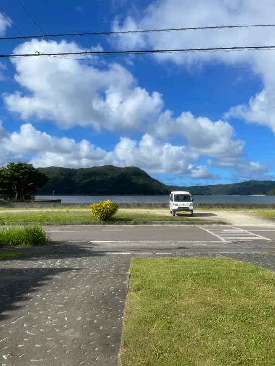 海人の家の玄関から見た風景