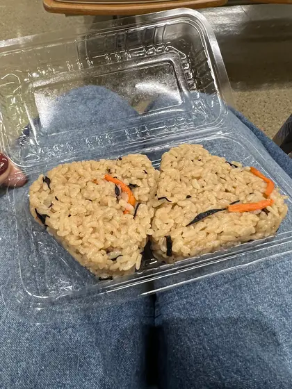 じゅーしー（沖縄の炊き込みご飯）