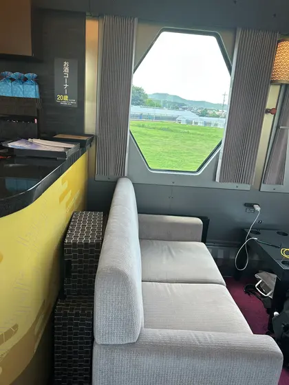 コックピット席