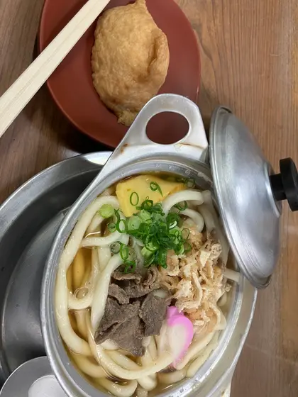鍋焼きうどん800円+おいなりさん1個150円