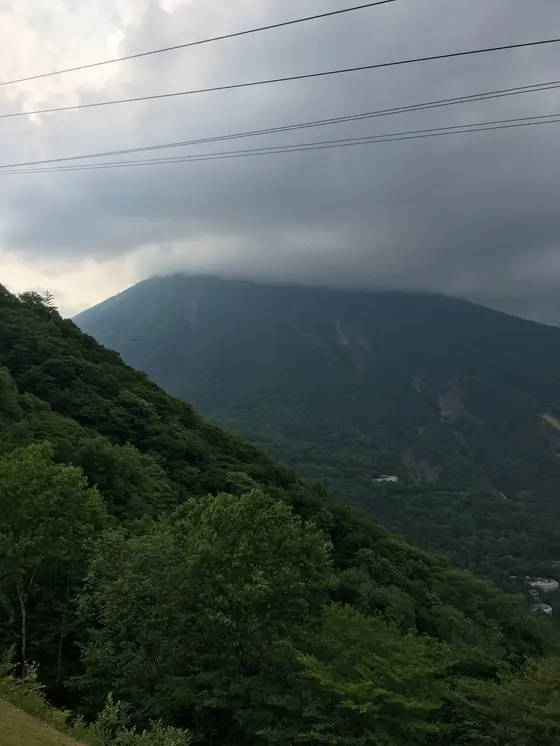 男体山