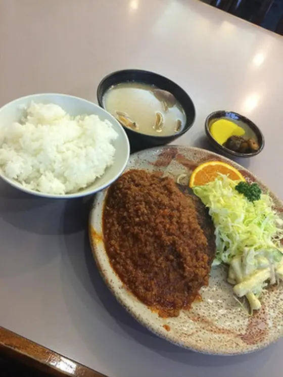 ハンバーグ定食