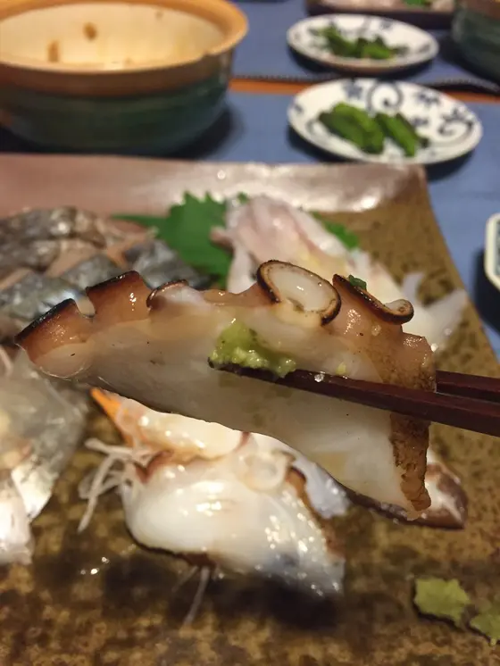 恒ちゃんの明石ダコは茹でダコではない。