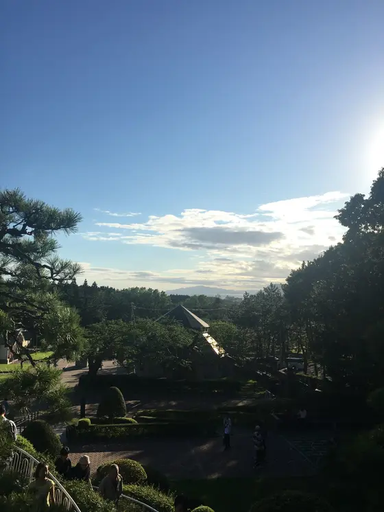 丘にあるので景色も良い