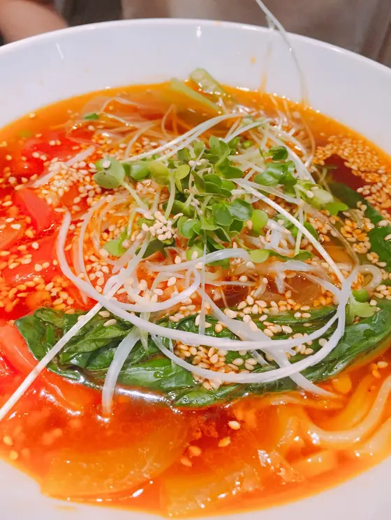 トマト担々麺
