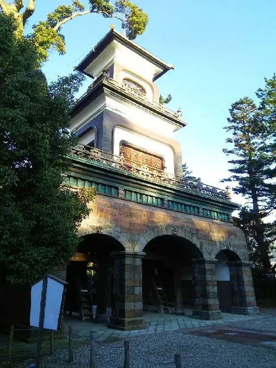 神門（重要文化財）