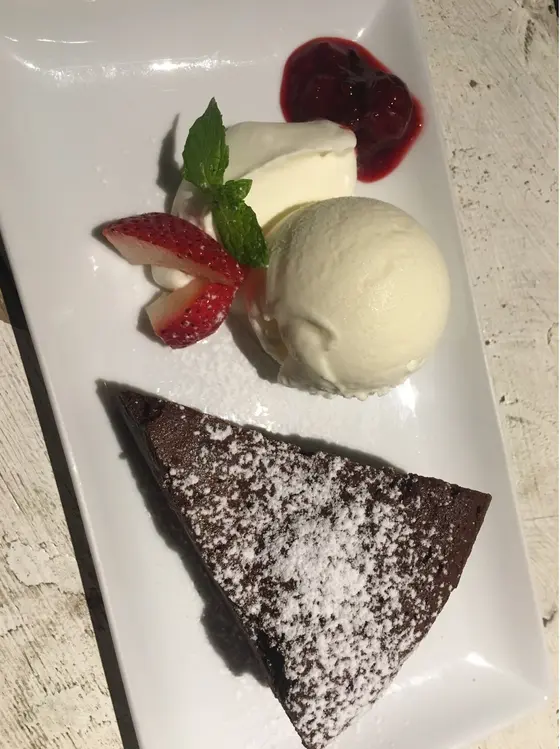 美味しいスイーツも。