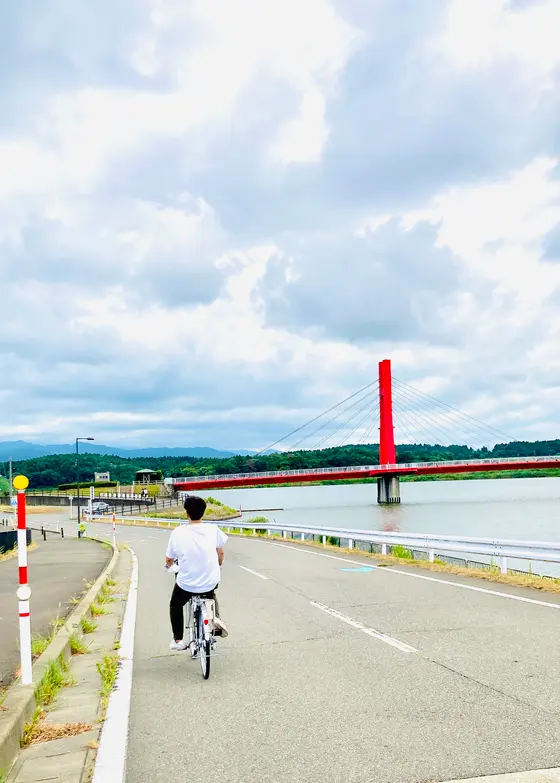 周囲はサイクリングコースになっています