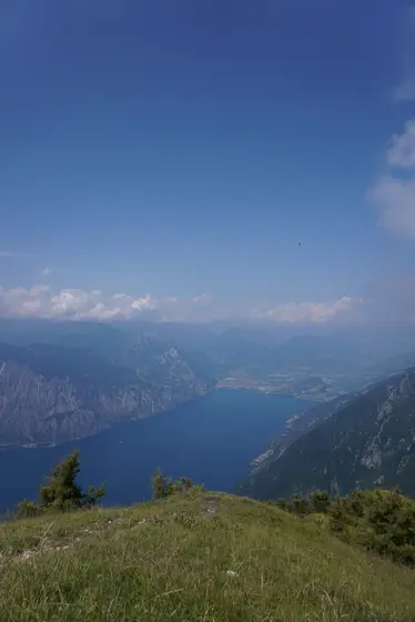 ガルダ湖の最北の街[Riva del Garda]を見下ろそう！