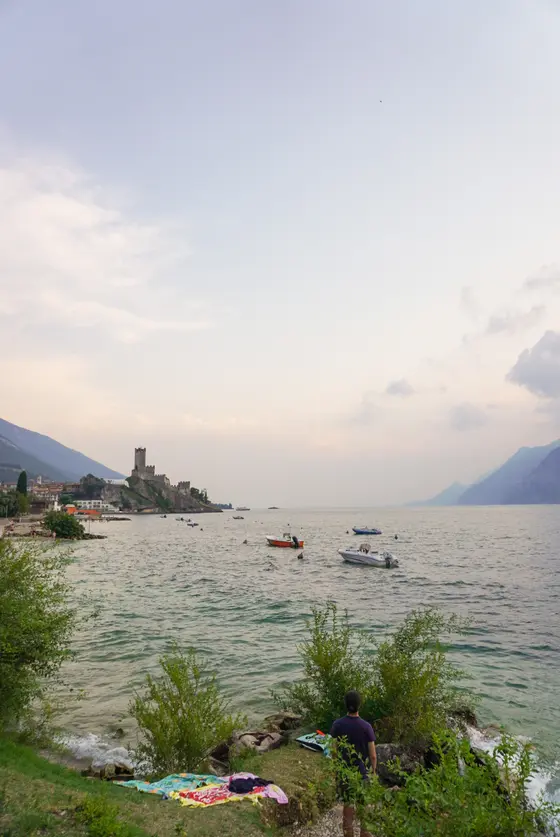 夏の20時過ぎはこんなに明るい🦆？！
