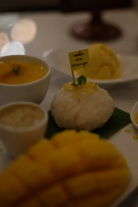 マンゴーづくしのプレート