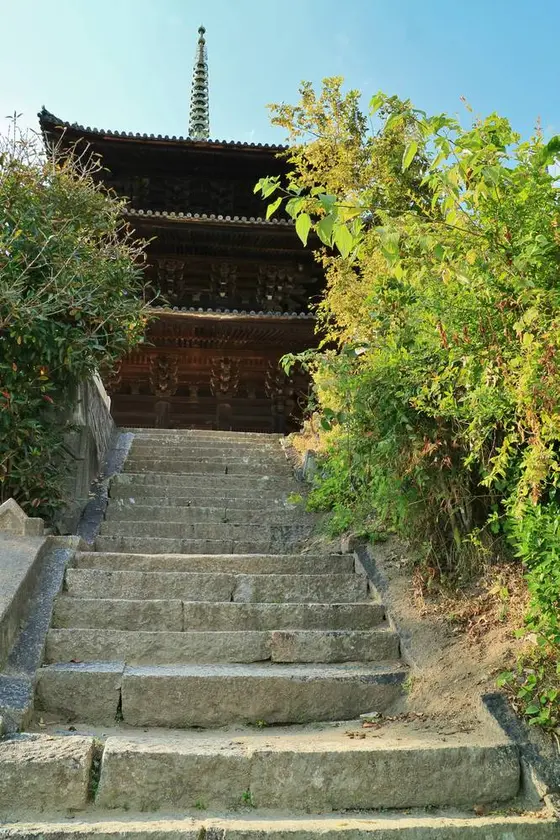 天寧寺の三重塔