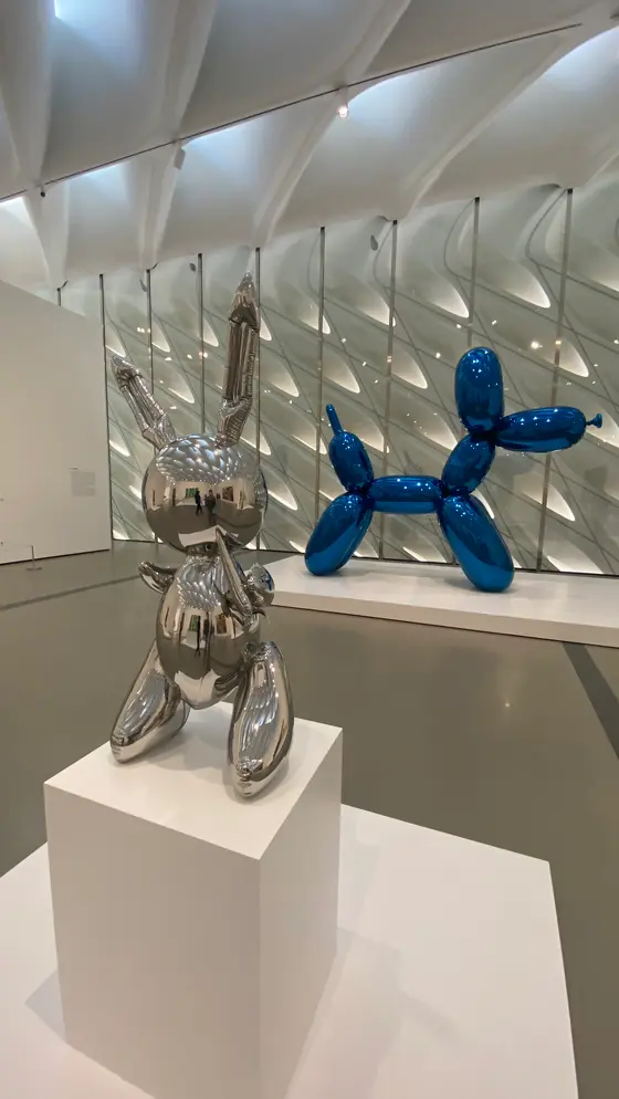 3階のギャラリーには絵画以外も展示されてます