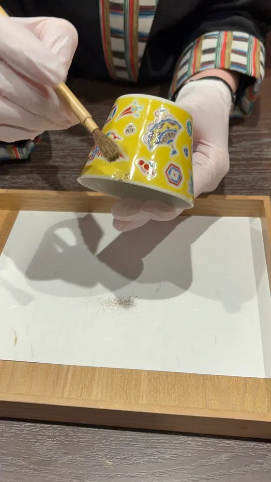 見学会特権の金を落とす瞬間