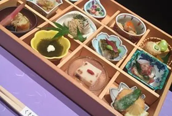 お食事