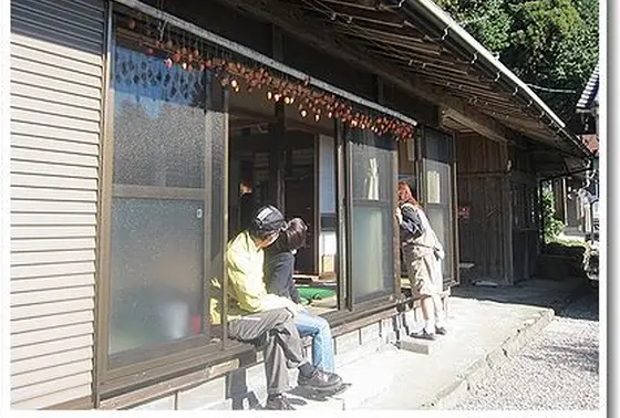 砂家自家栽培小豆を使ったあんこの柏餅を。
