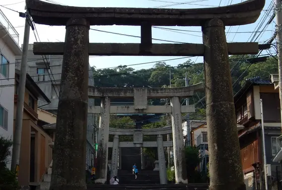 幾重にもなる鳥居
