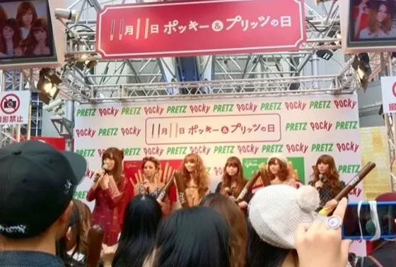正面玄関の、、