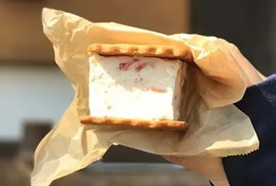 インスタで人気のアイスサンド