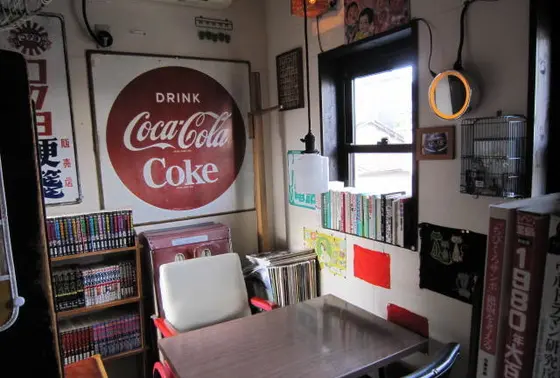 フシギ空間「ワンダアカフェ」
