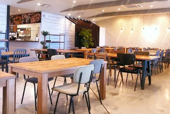 お洒落なカフェ店内