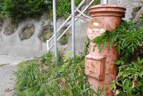 学校横のポスト