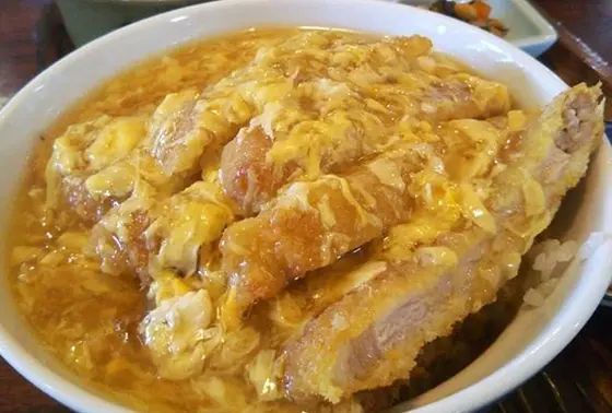 玉子がトロットロのカツ丼❗️