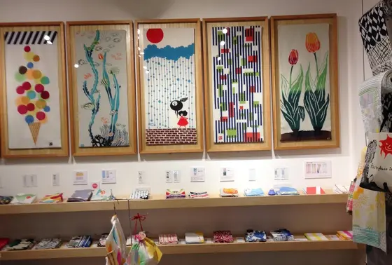 手ぬぐいを使った小物づくりのレシピもあります。