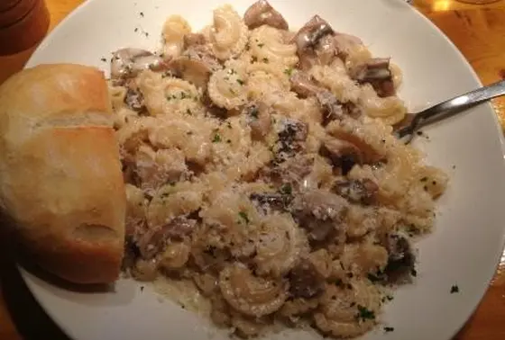 お肉のパスタ