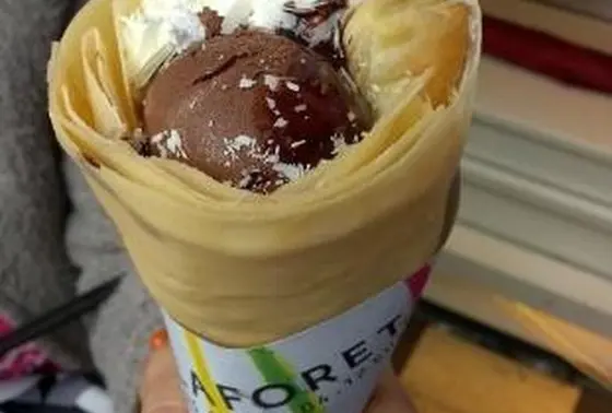 雨でもクレープ