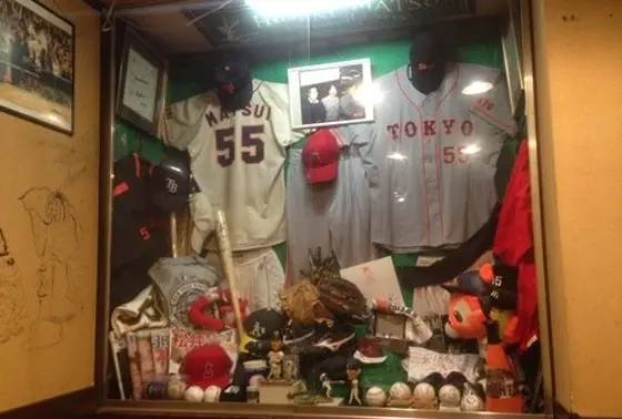 なぜか店内に松井秀喜のユニフォームが!?