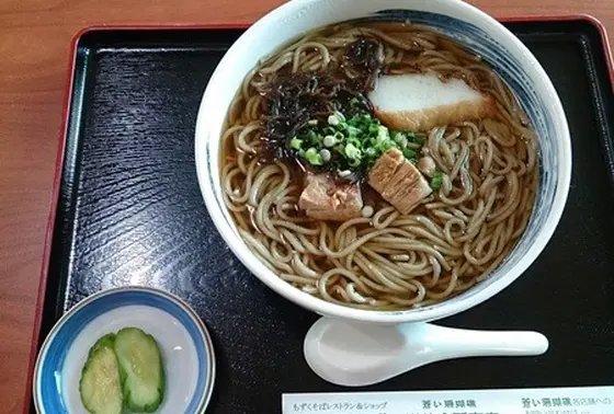 もずくそば