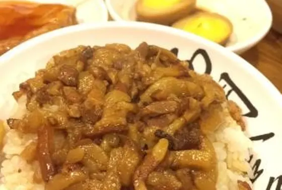 魯肉飯